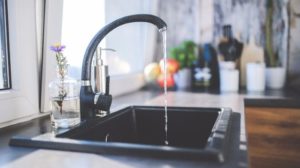 We admit it! 5 household tasks we (secretly) like getting to grips with