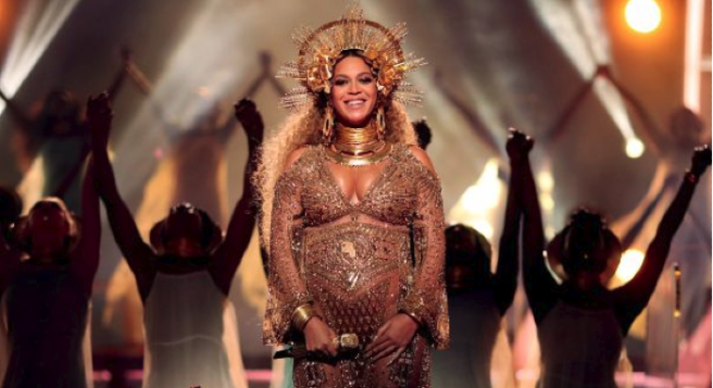 Mathew Knowles Announces Twins Arrival & Beyhive Attacks