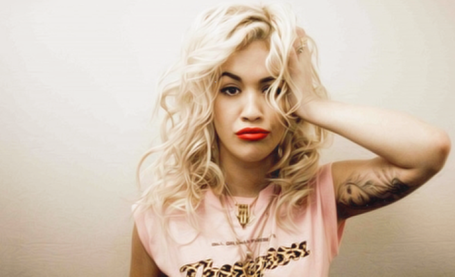 Rita Ora helps sort donations for London fire victims Rita Ora helps sort donations for London fire victims
