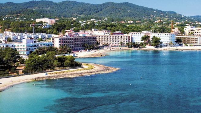Irishman in critical condition after falling from hotel balcony in Ibiza