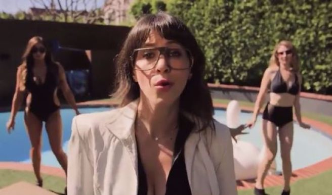Deep Like: This song about classic-Instagram creeping is all of us