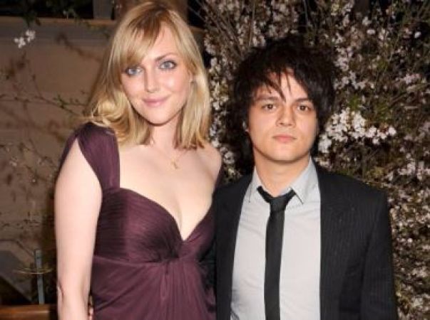 #TallGirlProblems: Twitter has your back if you’re taller than average