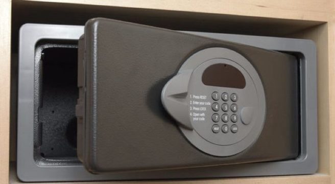 Think your hotel room safe is secure? You may think again…